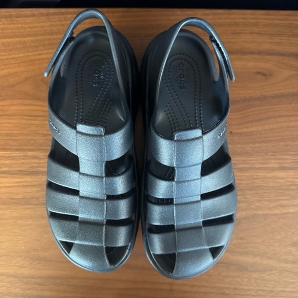 Crocs Stomp Fisherman Sandal - Picture 2 of 5